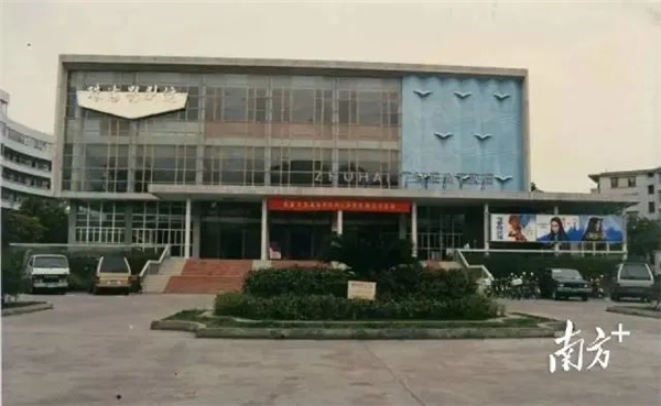 2.jpg 2.jpg